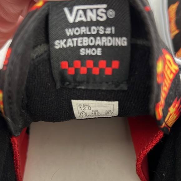 VANS old skool Rare THRASHER themed mens shoes size 12 - Picture 6 of 6